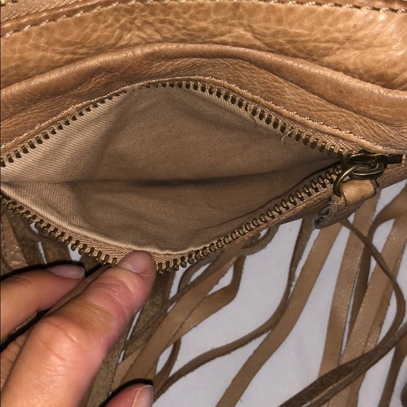 Lucky Brand Leather Crossbody Purse - Picture 4 of 7